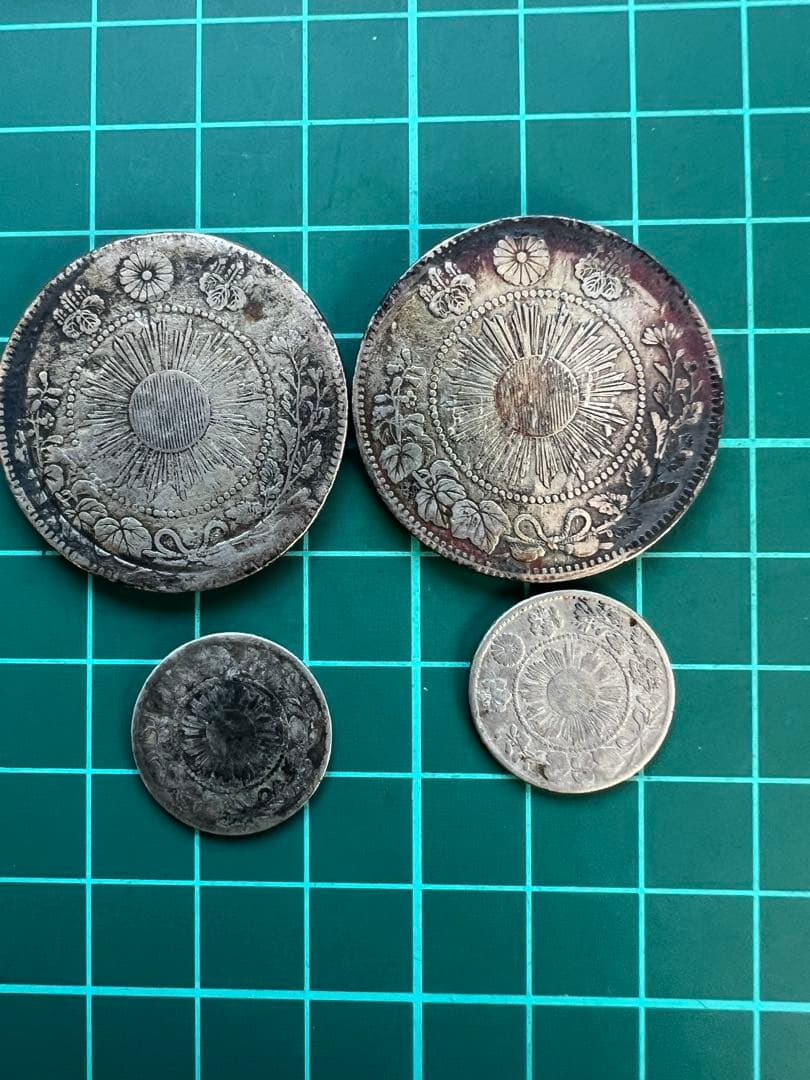 日本銀貨　旭日竜50.10銭　4枚