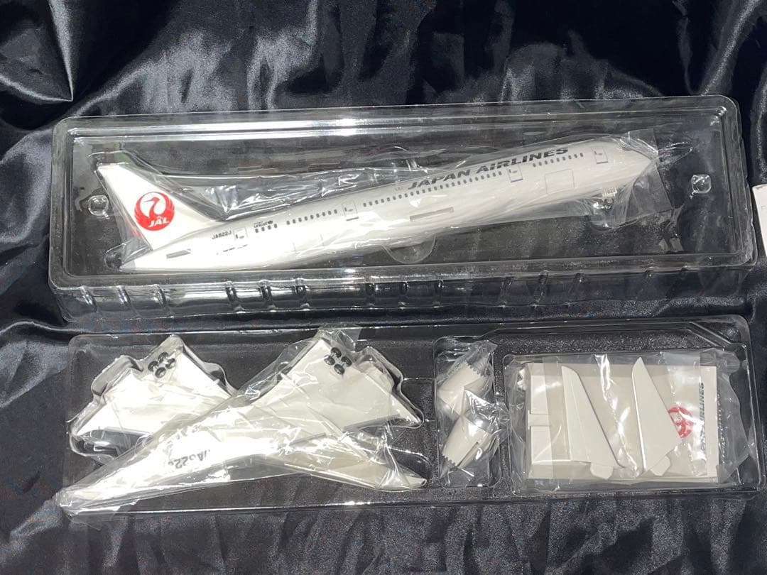 [新品]EVERRISE 1/200 JAL B787-8 JALUX日本航空