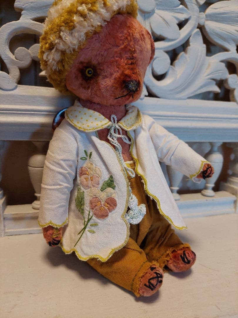 アリョーナ・ジレンキナさん作ベア