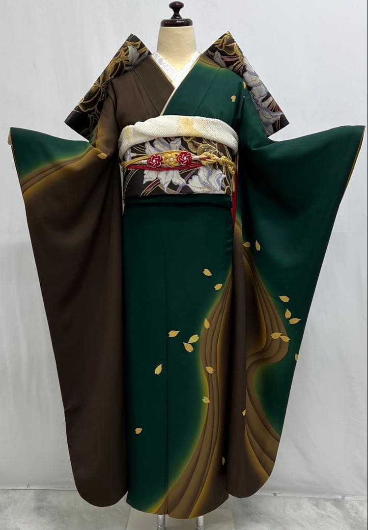 振り袖　フルセット　別誂長襦袢　金彩加工　刺繍入り　両面全通袋帯　個性的　663