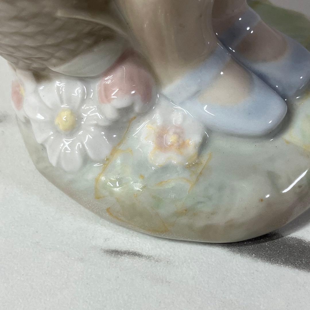 LLADRO リヤドロ 1284 花を持つ少女 フィギュリン 箱付