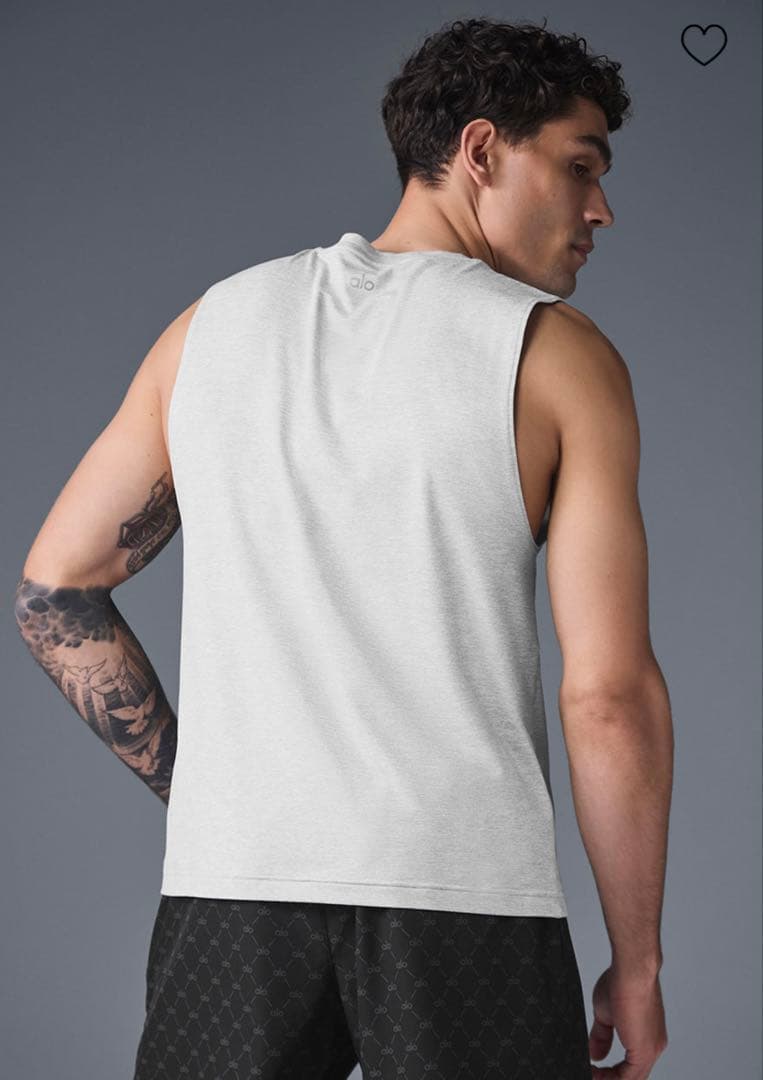 【新品タグ付】alo yoga （アローヨガ）タンクトップ L