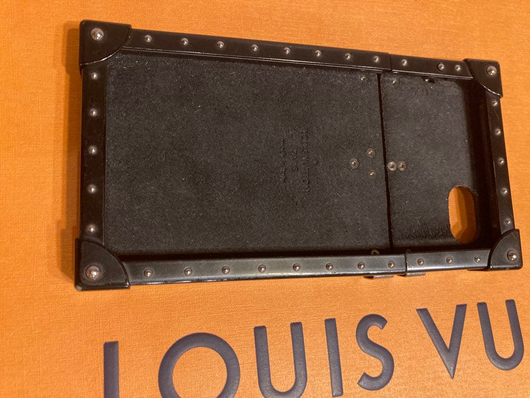 SK様 ルイヴィトン　iPhone SE2 iPhone8ケース