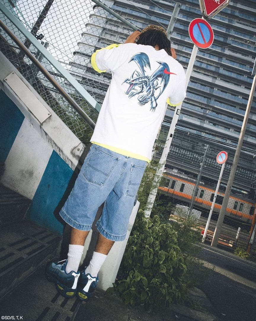 遊戯王 Tシャツ Nike Solo Swoosh Tee Yu-Gi-Oh