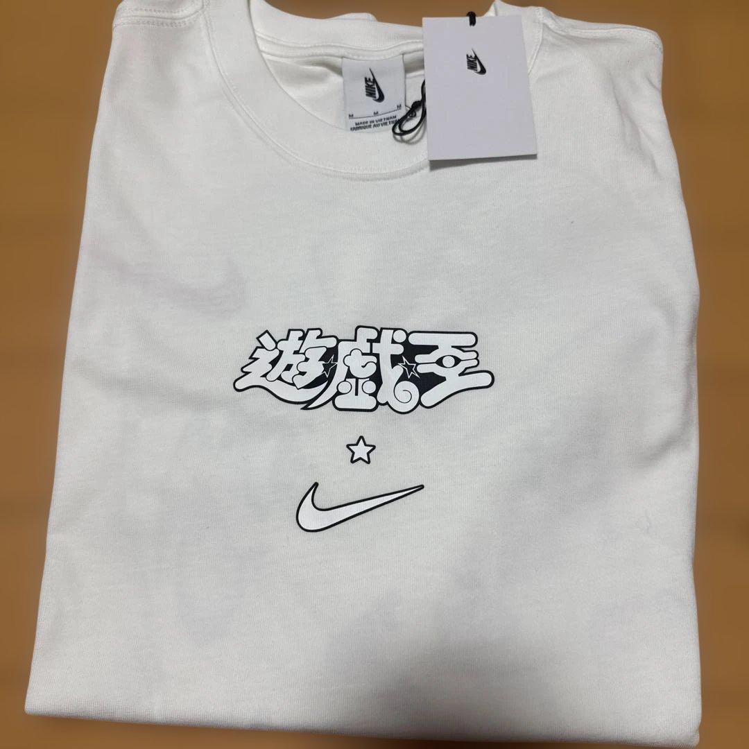 遊戯王 Tシャツ Nike Solo Swoosh Tee Yu-Gi-Oh