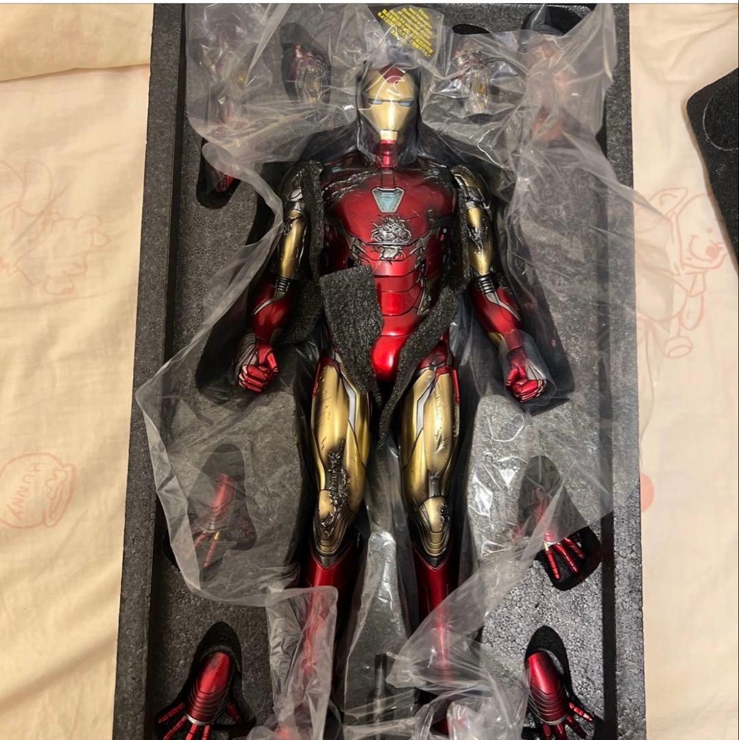 ホットトイズ　アイアンマン　マーク85 バトルダメージ版