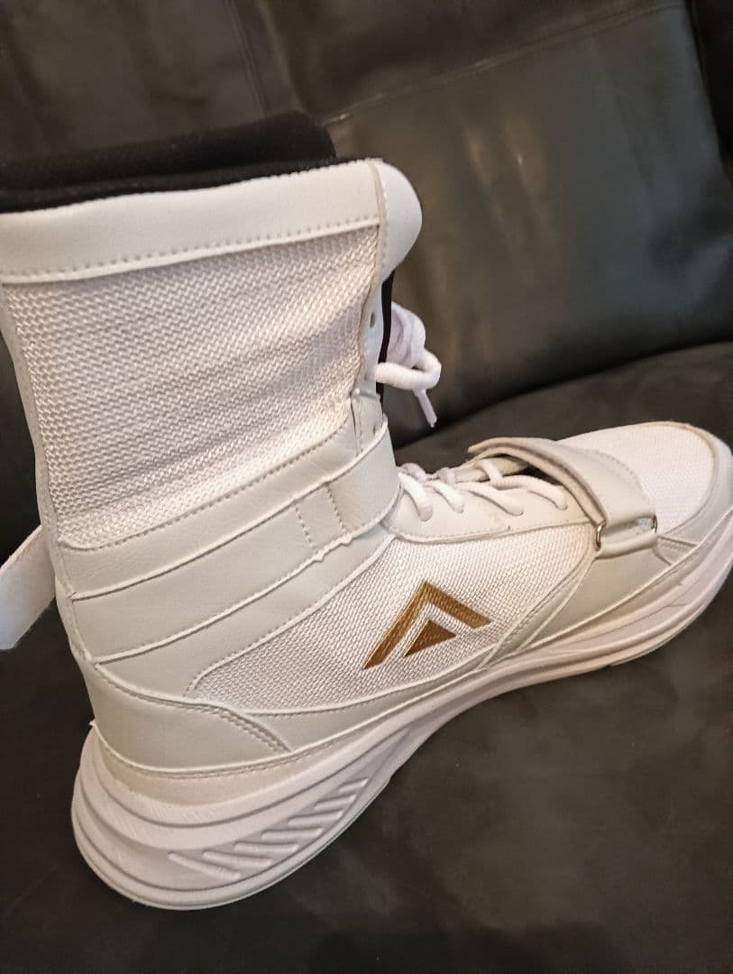 新品未使用　ADAMS ボクシングシューズ ホワイト