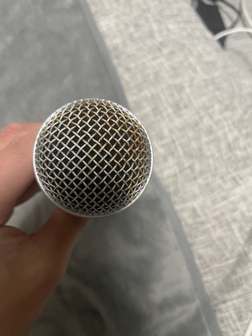 SHURE BETA58ダイナミックマイク 本体とケース付き