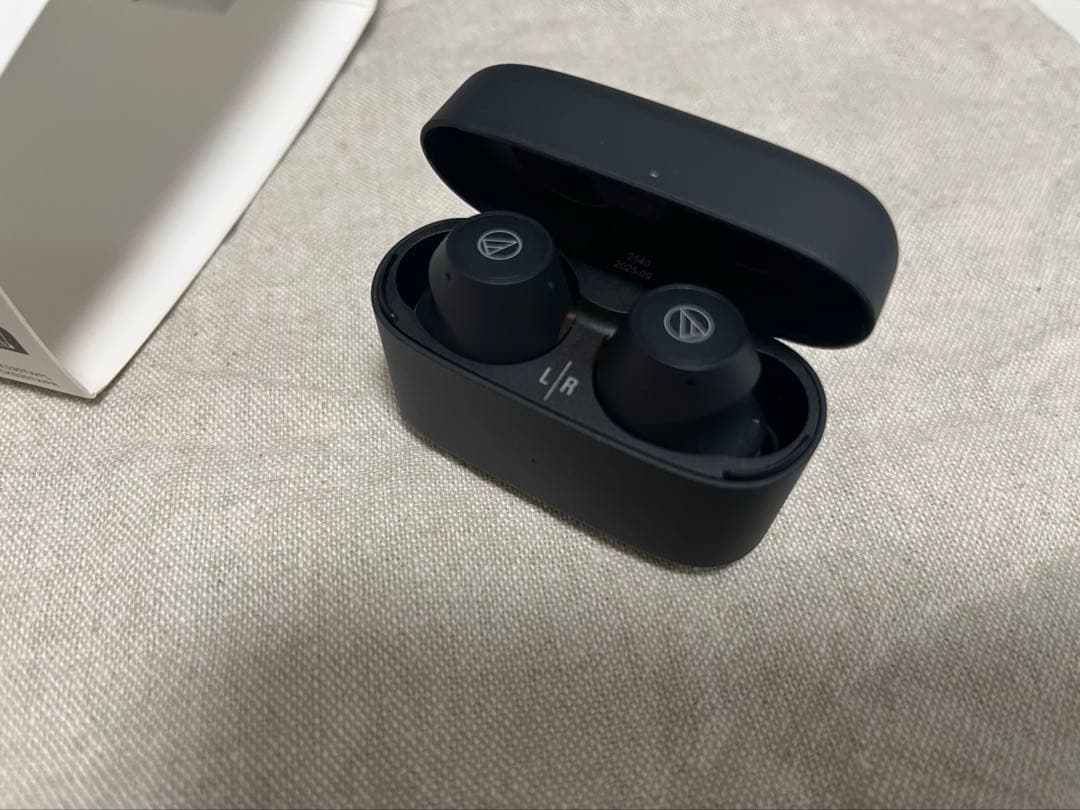 新品　audio-technica ATH-CKS30TW+ ワイヤレスイヤホン