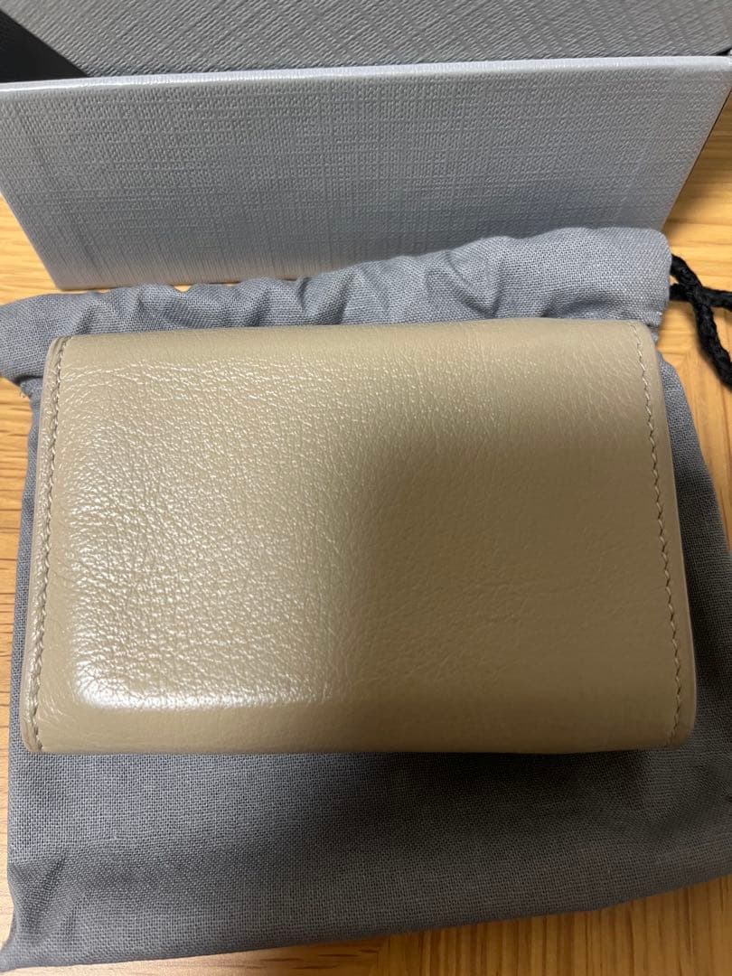 バレンシアガ ペーパーミニウォレット ベージュ 財布