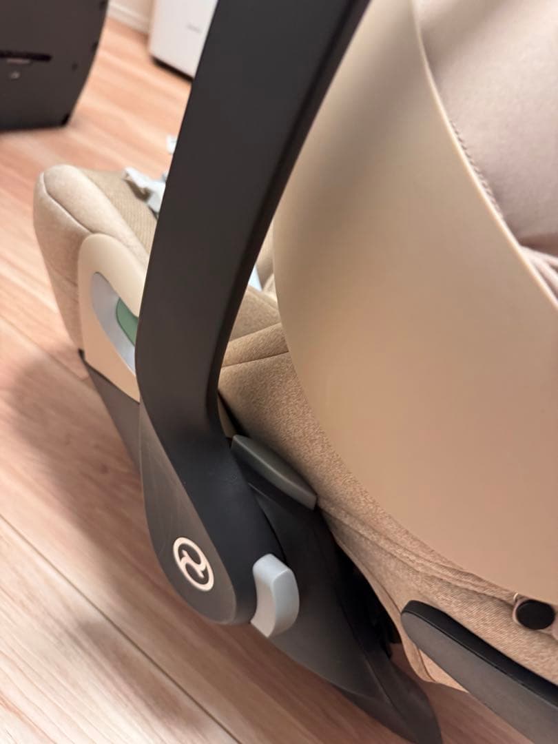Cybex Cloud T I-Size ベージュ チャイルドシート
