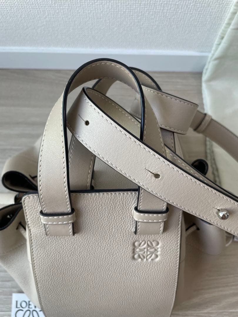 【期間限定値下げ中】LOEWEハンモックDWミディアムバッグ Light Oat