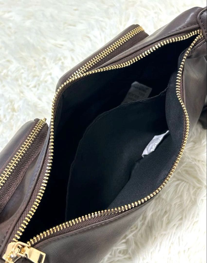 ALLISON BROWN ショルダーバッグ ポーチ付き　チョコレート