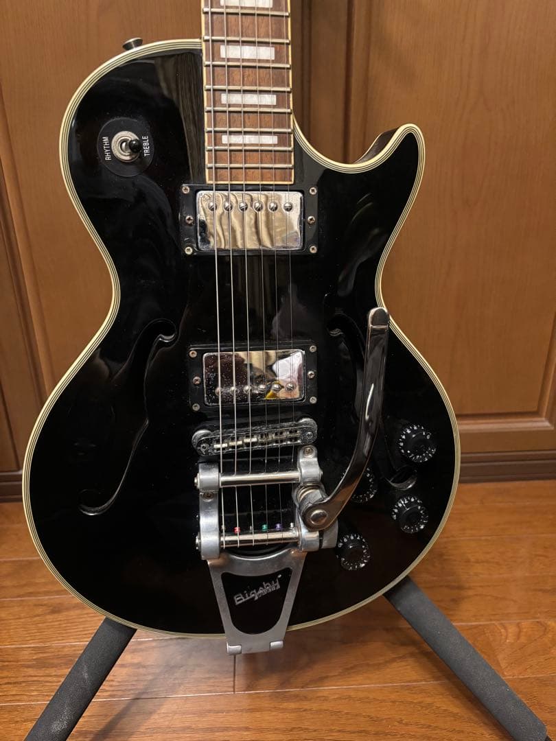 Burny レスポールカスタムタイプ　Bigsbyアーム付　セミホロウボディ