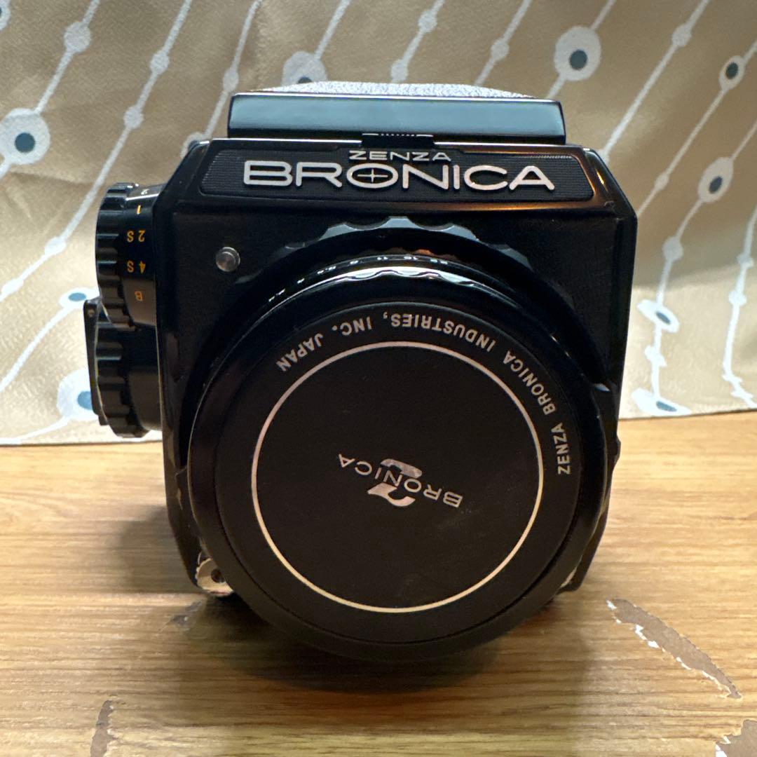d*2様 Zenza Bronica EC 中判フィルムカメラ
