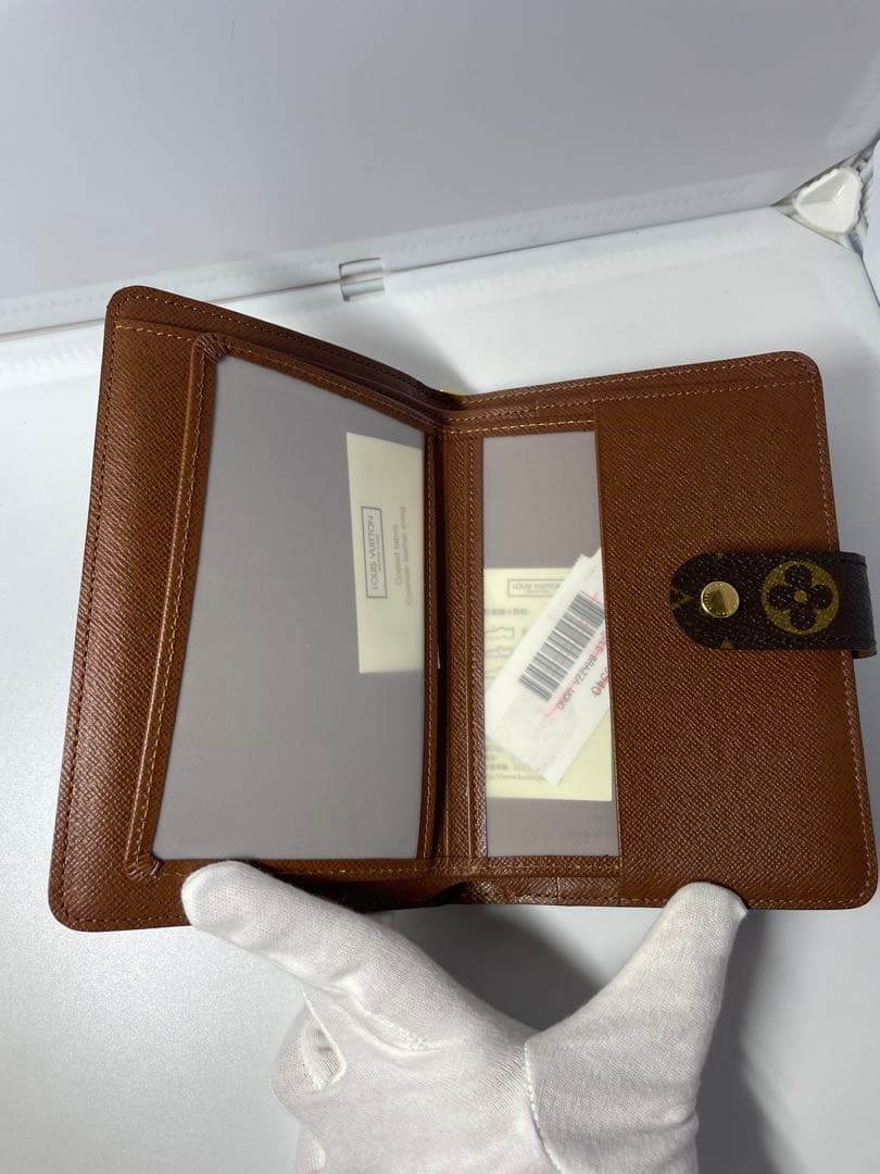 坂712-180 Louis Vuitton 二つ折り財布 ポルトパピエ