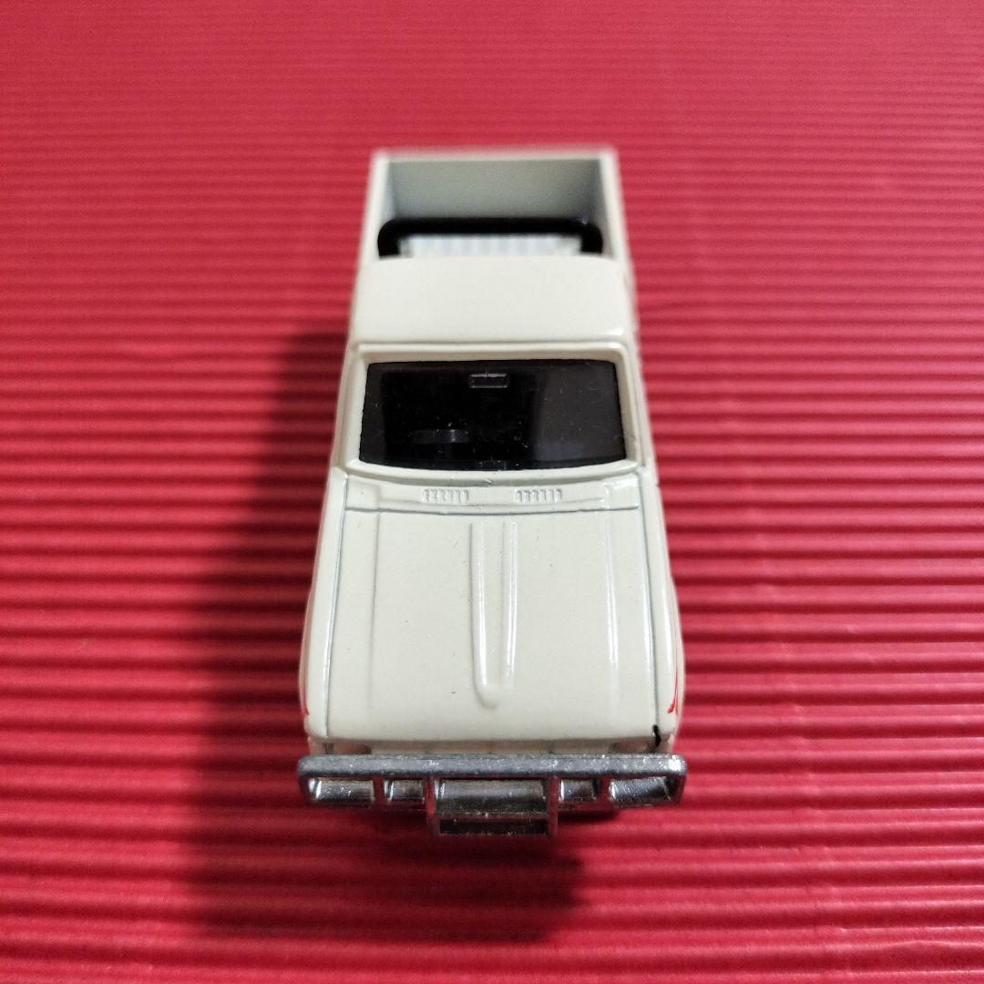 トミカ『トヨタ ハイラックス4WD』未開封品