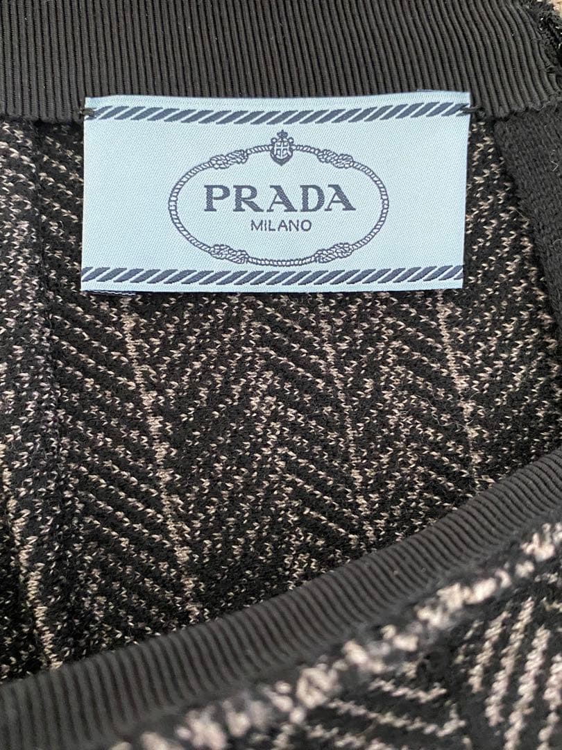 PRADA フレアスカート ヘリンボーン模様