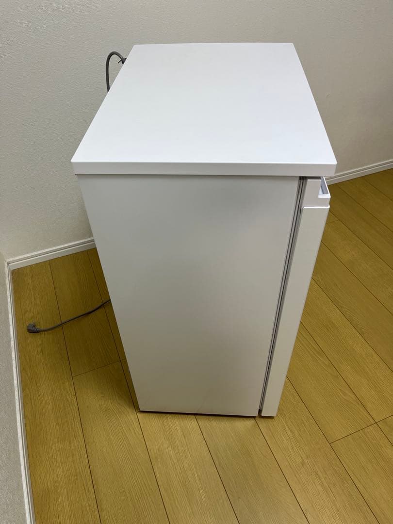 IUSN-7A-W 冷凍庫66L 2023年製