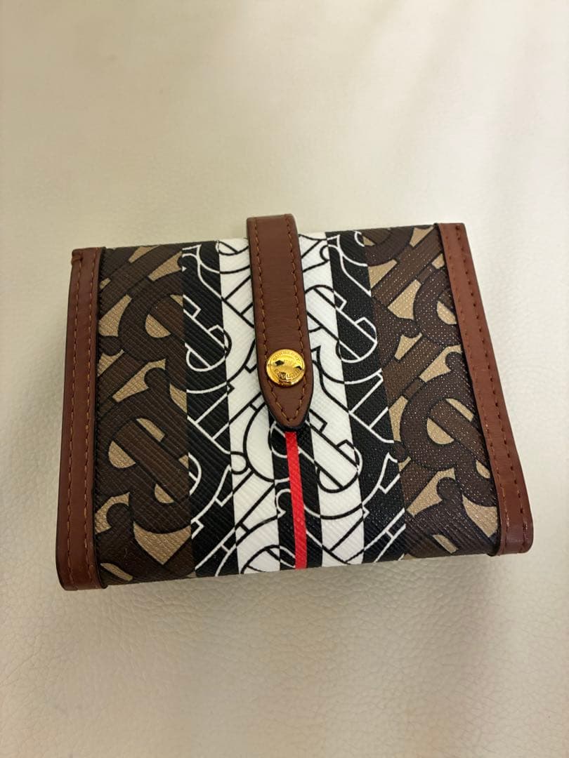 Burberry 二つ折り財布 モノグラム
