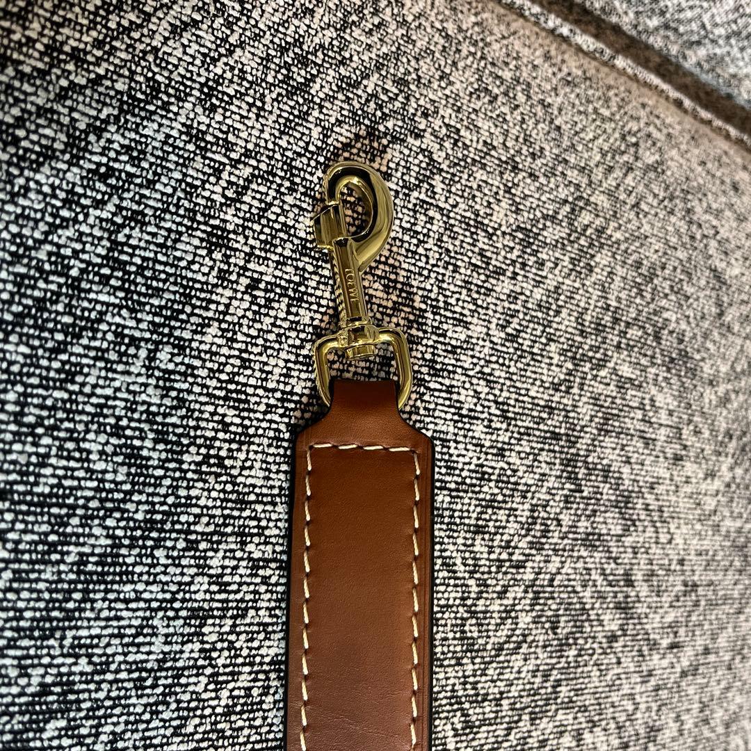 21日値下げ　ＬＯＥＷＥ ゲートトップハンドルバック