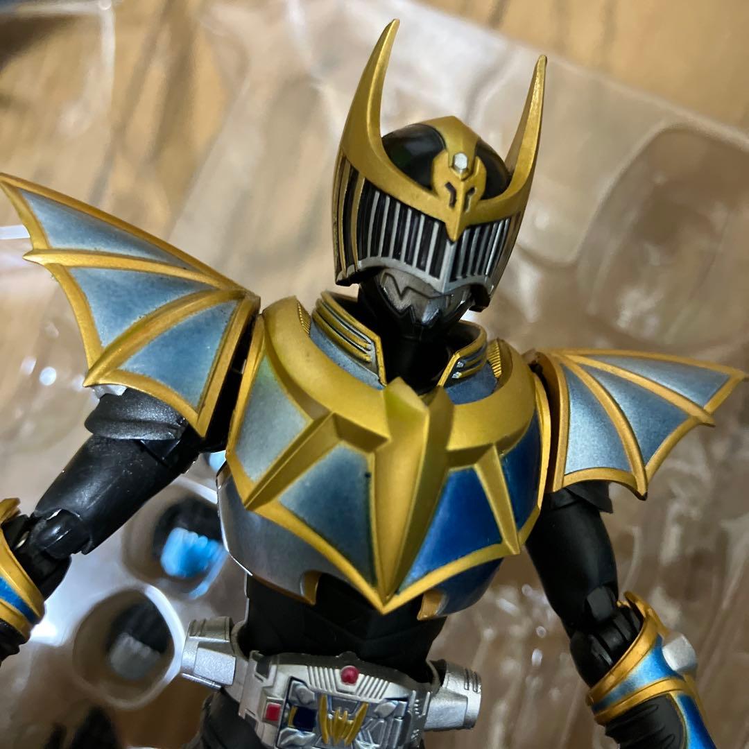 フィギュアーツ　仮面ライダー　ナイト　サバイブ　龍騎　リュウキ　ガヴ　ギーツ