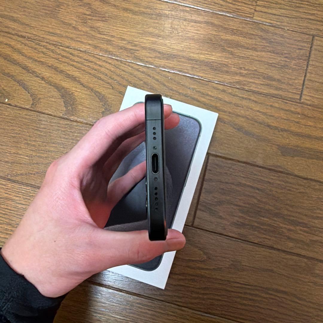 スマートフォン本体 iPhone15Pro 256GB