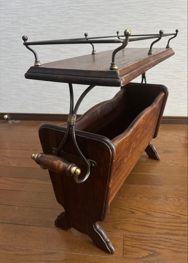 木製マガジンラック