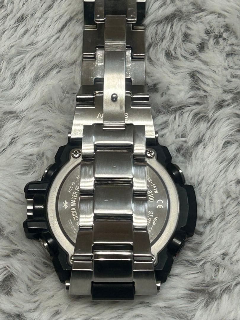 【カッコいい】G-SHOCK★GST-B100D★ソーラー　Bluetooth