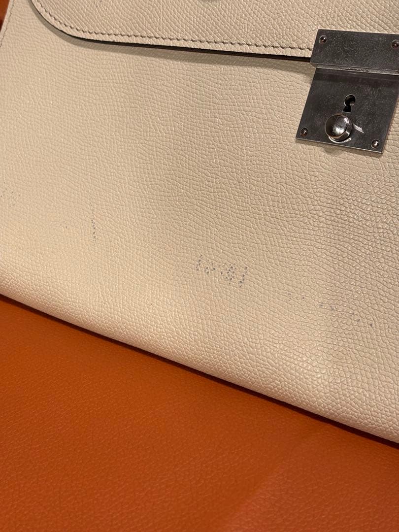 ヴァレクストラ バレクストラ Valextra ブリーフケース ホワイト