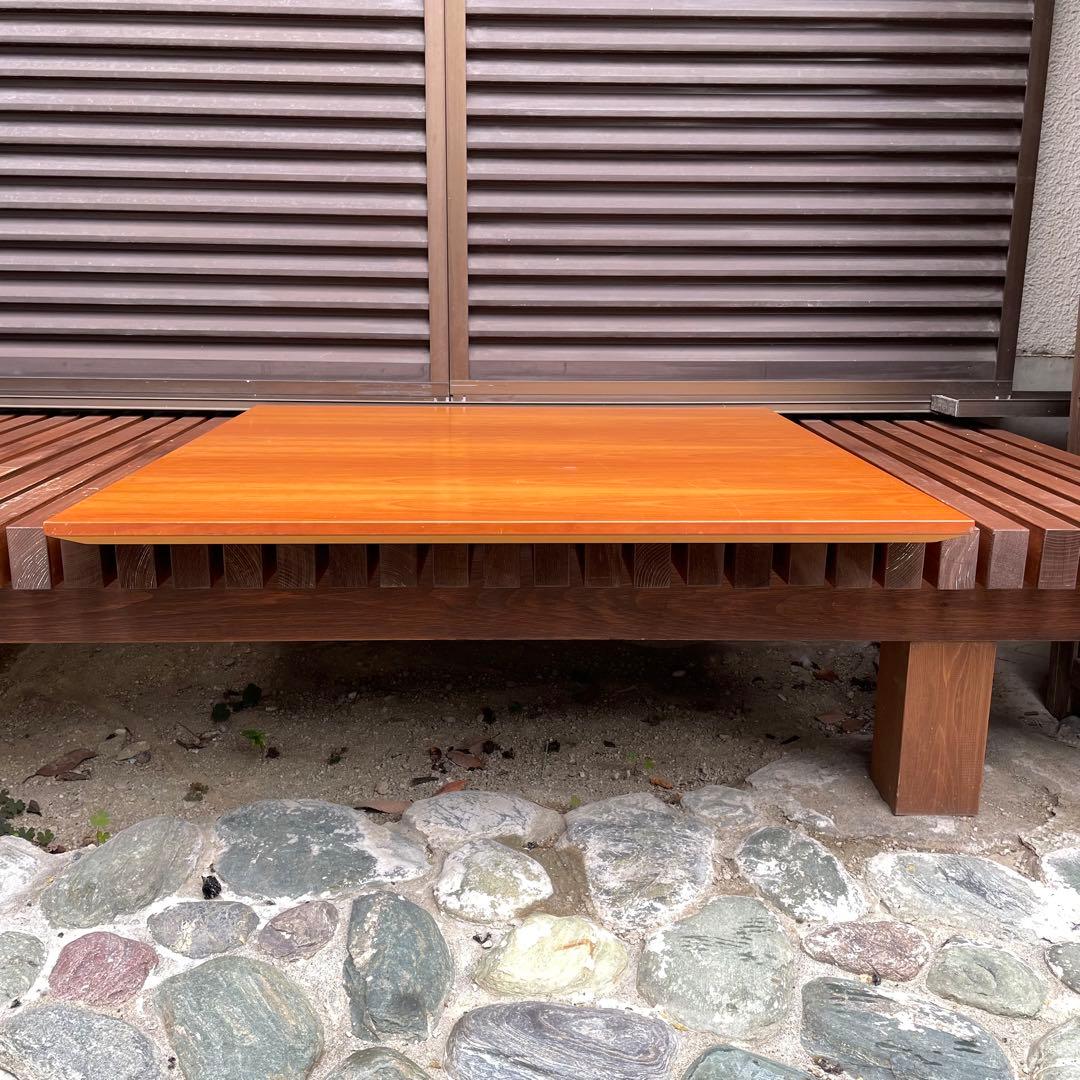 フレデリシア　ナナディツエル　トリニダード・トバゴテーブル小　ウェグナー 北欧②