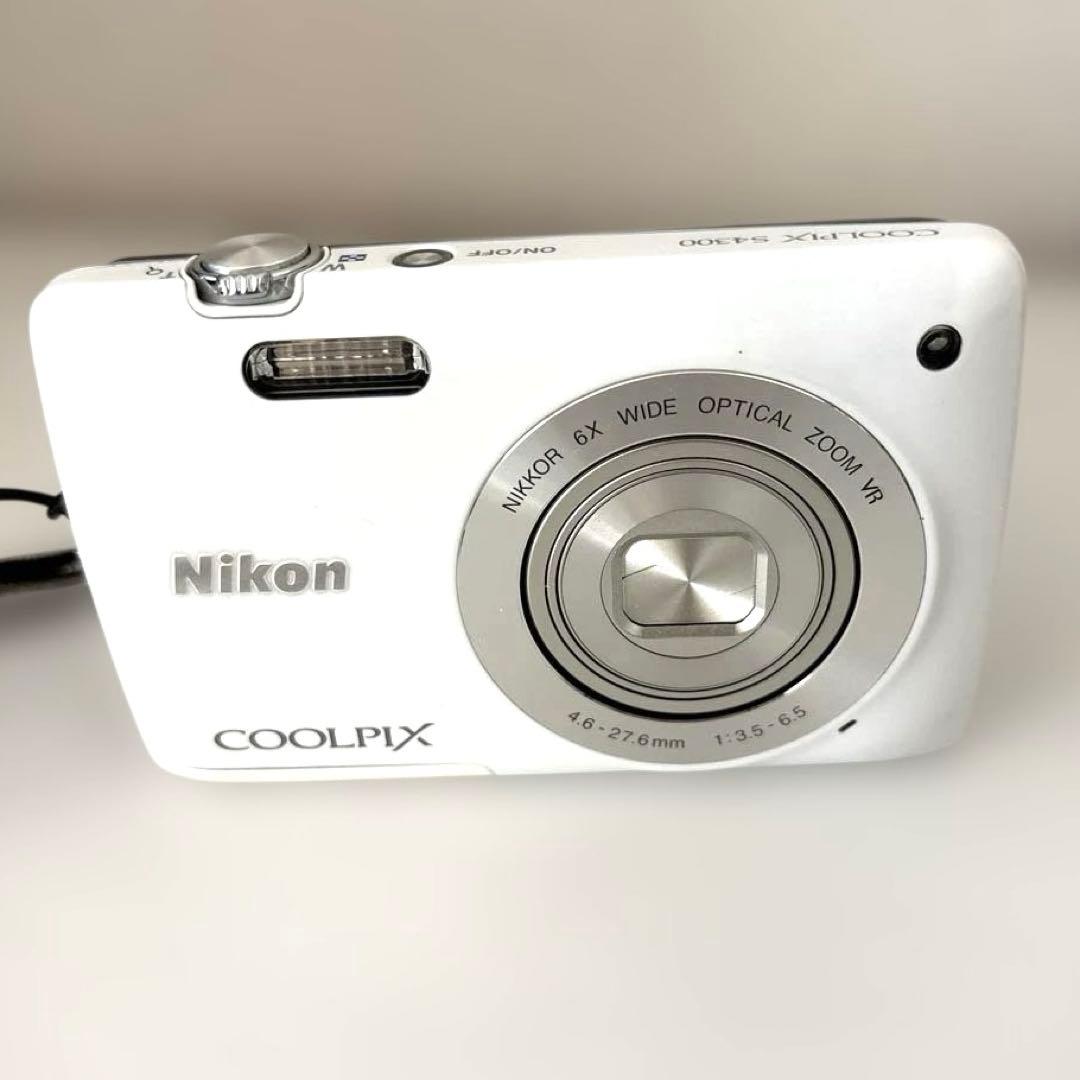 【美品】Nikon COOLPIX S4300 ホワイト