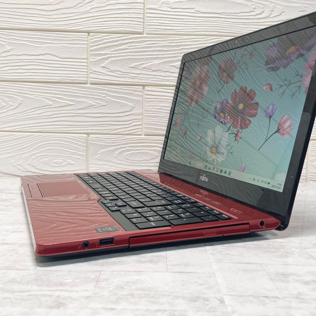 人気色✨美品 ノートパソコン SSD ブルーレイ カメラ win11 8GB