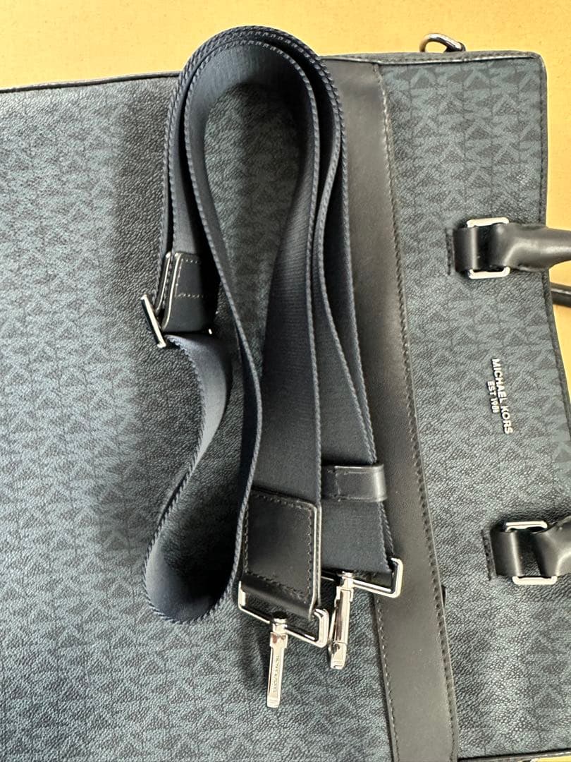 MICHAEL KORS ダークブルー トートバッグ