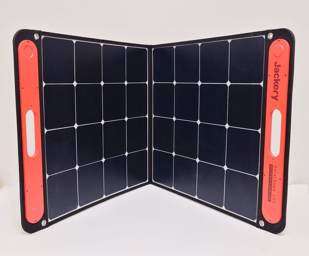 Jackery SolarSaga 100 折りたたみ式ソーラーパネル
