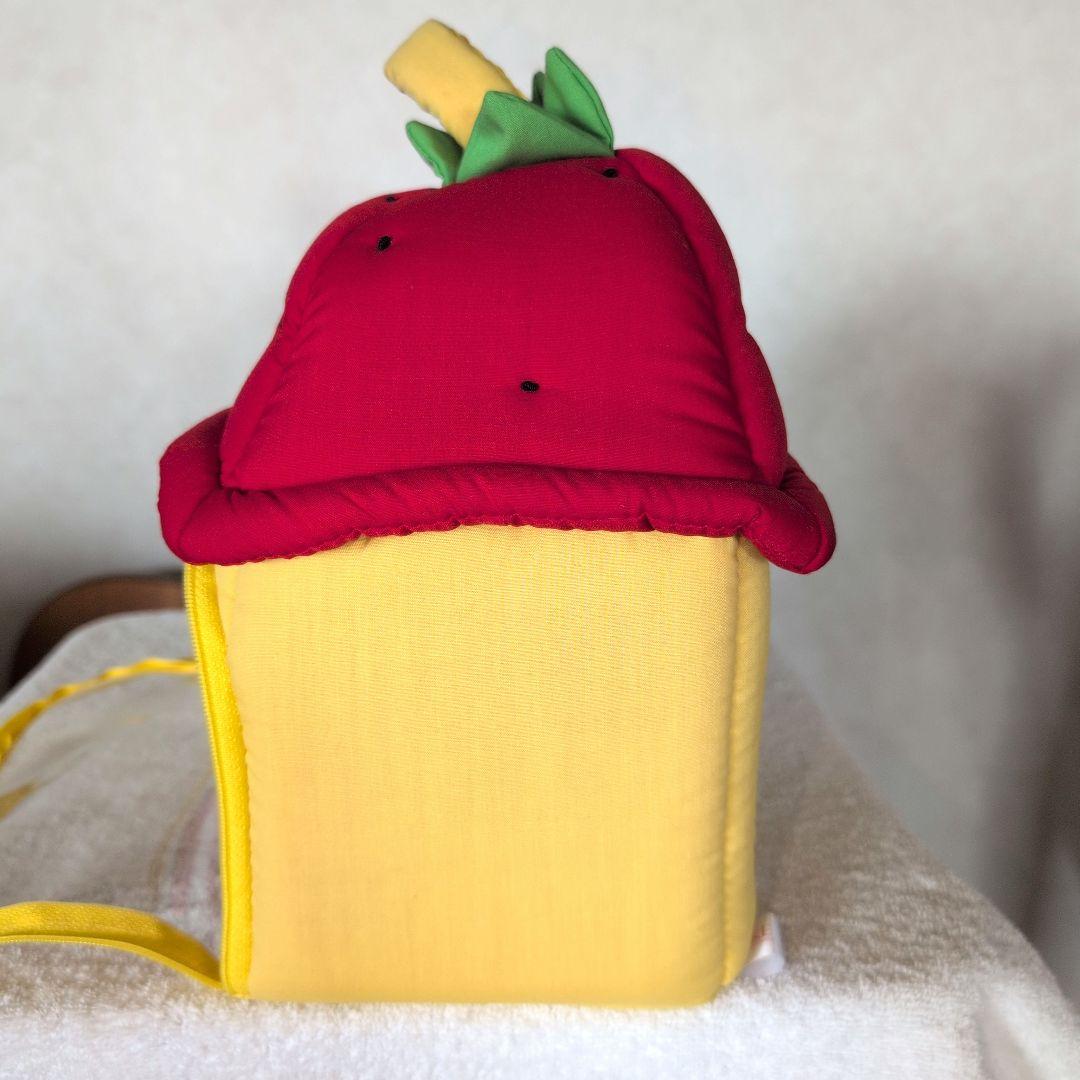 HELLO KITTY いちごハウス（ぬいぐるみ4体セット）