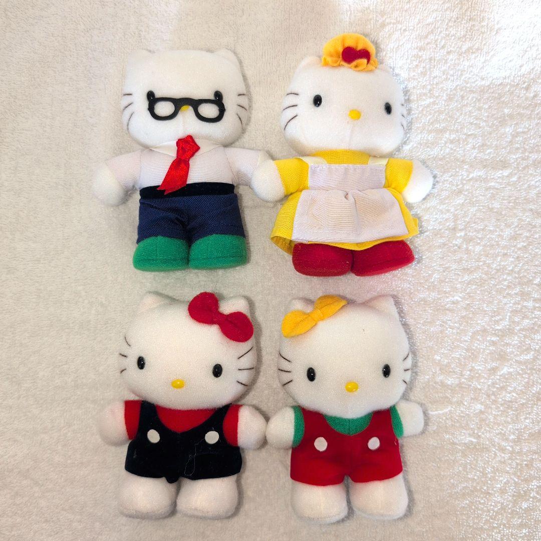 HELLO KITTY いちごハウス（ぬいぐるみ4体セット）