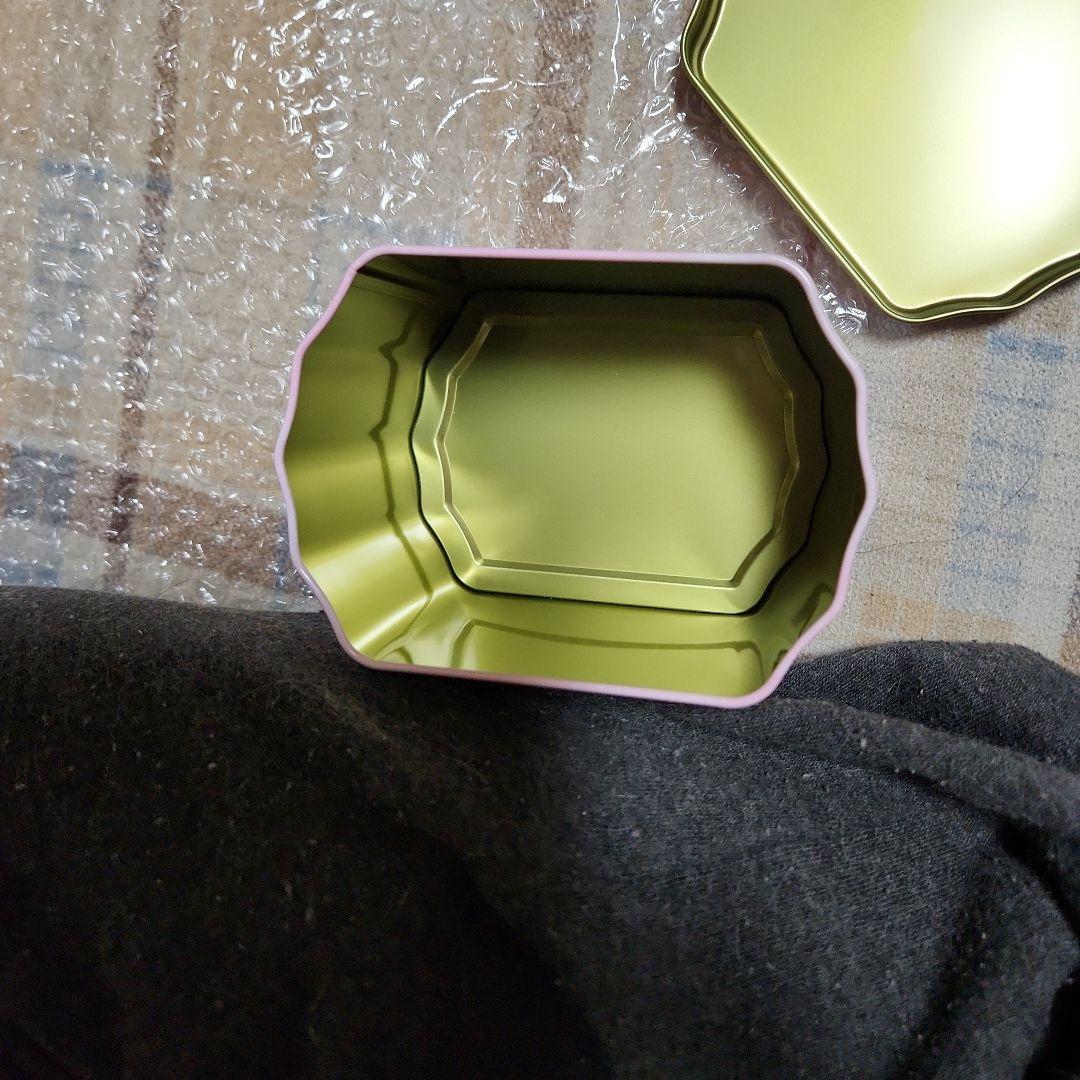 セーラームーンcosmosエレガント缶