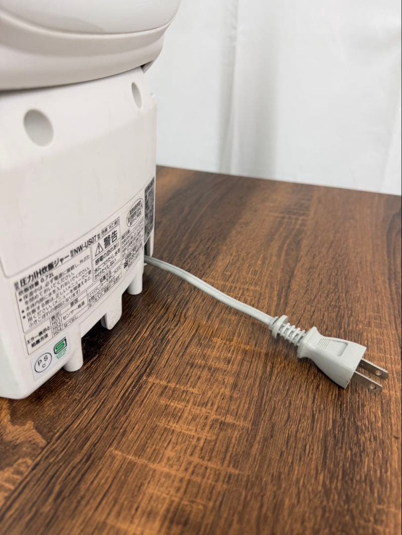 【美品】ZOJIRUSHI 象印 NW-US07 圧力IH炊飯ジャー 炎舞炊き