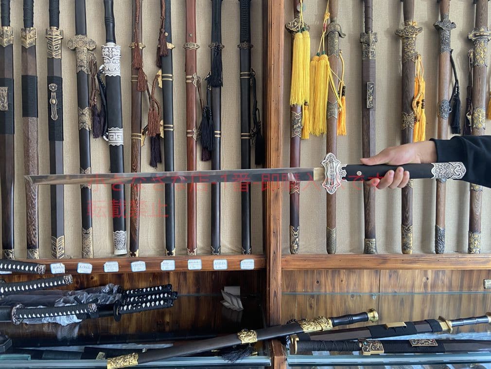 唐横刀盛世唐草模様鋼 古兵器 武具 刀装具 日本刀 模造刀 居合刀