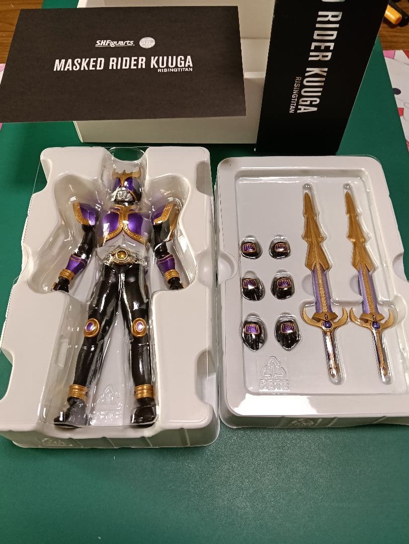 S.H.Figuarts（真骨彫製法） 仮面ライダークウガ ライジングタイタン