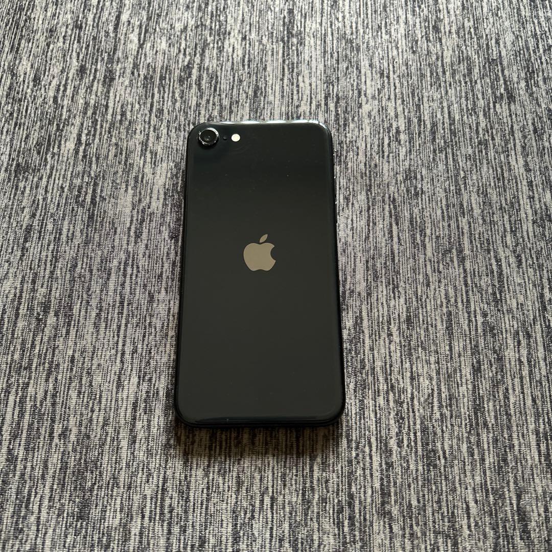 iPhone SE（第2世代）64GB ブラック