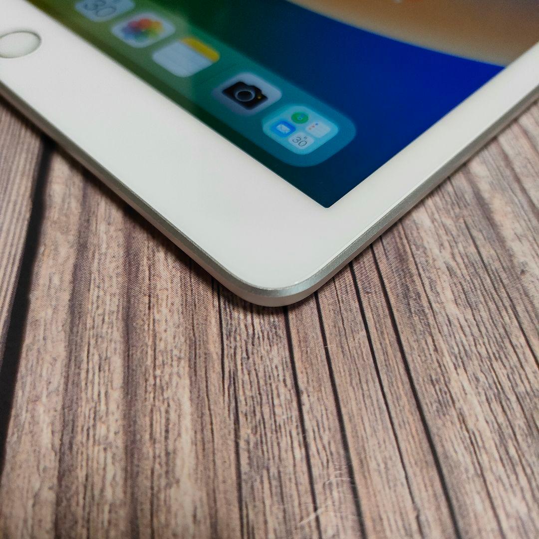 iPad 第7世代 32GB シルバー 極美品