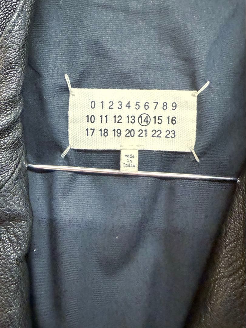 メゾンマルジェラ ゴートレザー ハの字ライダース 48 黒