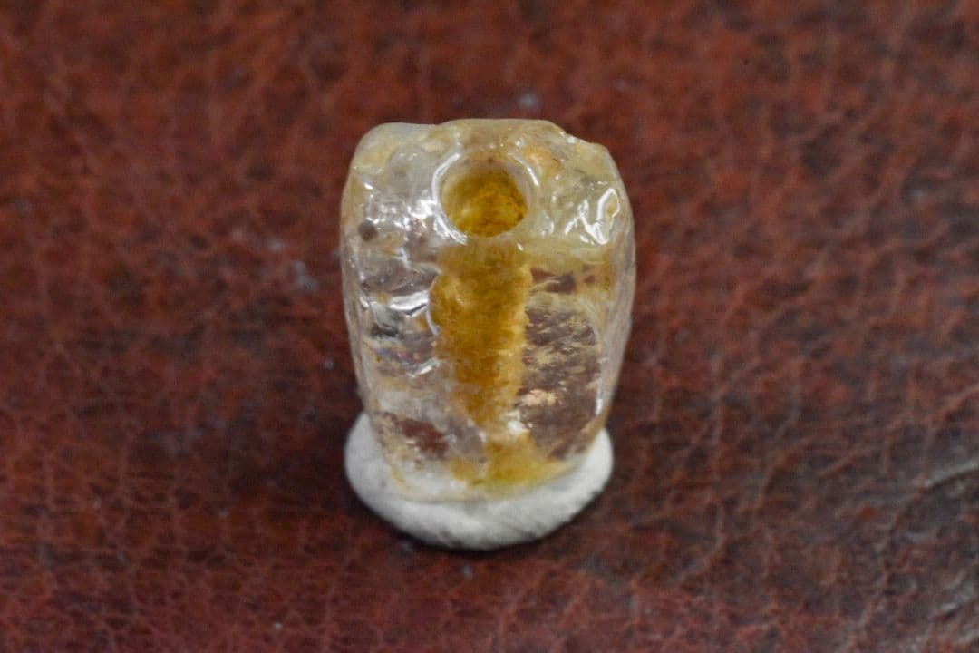 アフガニスタン出土 1500年以前の水晶ビーズ1