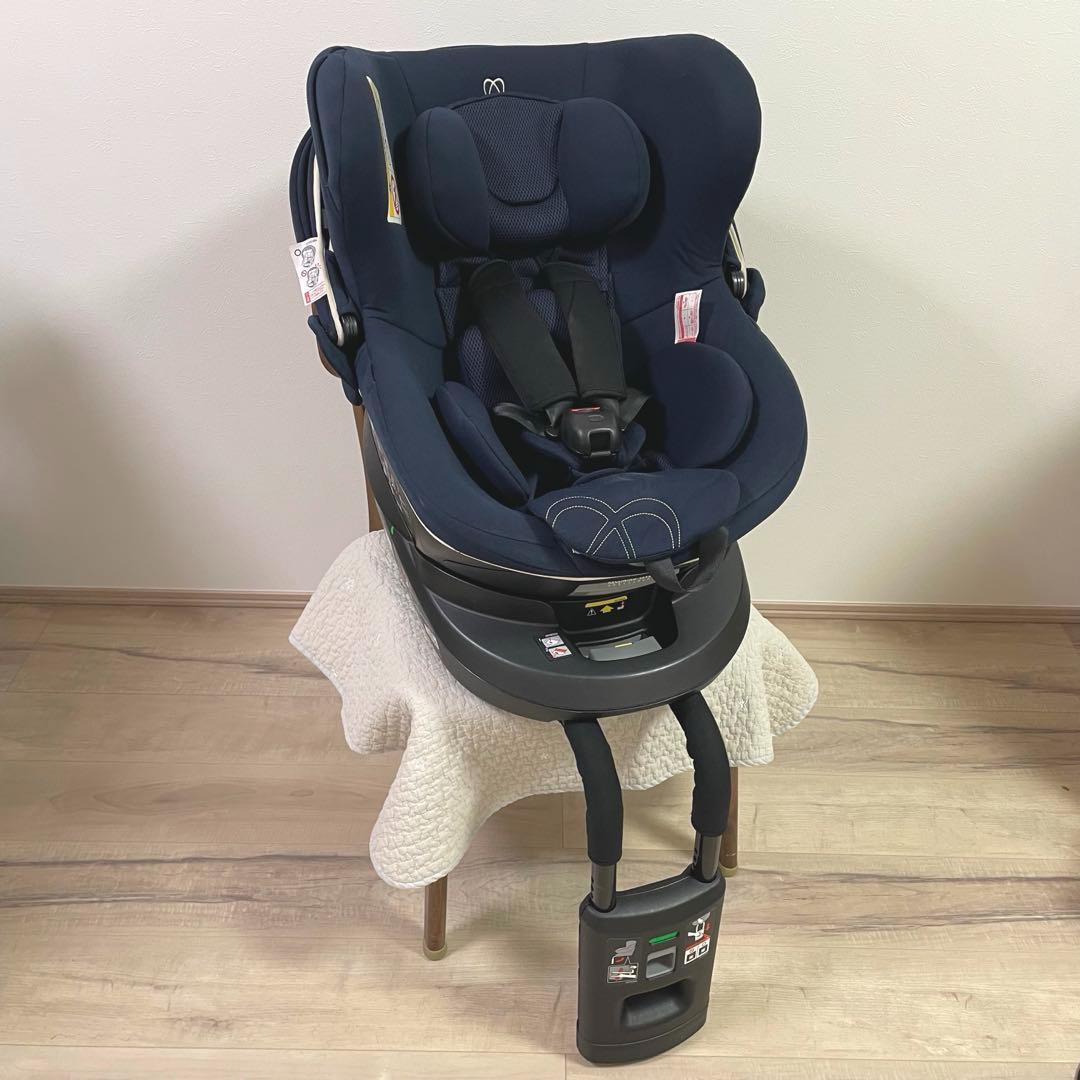 【きれい】チャイルドシート　CARMATE ALEBEBEクルットプレミアム⭐︎