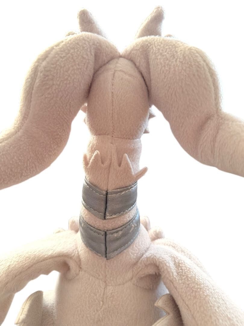 ポケットモンスター レシラム ぬいぐるみ　ポケモンセンター　ポケセン限定