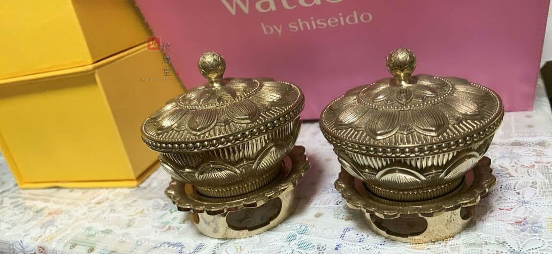 【修縁堂】 4器1セット 洒水器 塗香器 食事器 法具 真鍮制