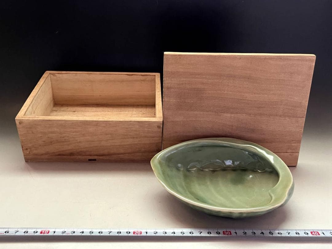 菓子器■古い青磁 鮑型 菓子鉢 飾り鉢 あわび 貝型 時代物 骨董品■