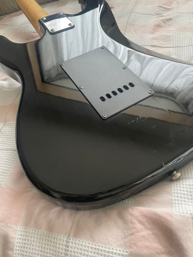 Mavis ストラトキャスター ブラック 黒 ミラーピックガード 初心者用！